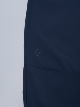 انطلق أبعد، اشعر بمزيد من الخفة - بنطلون أزرق داكن