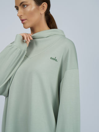 Unwind to Rise Top - Pistachio Green